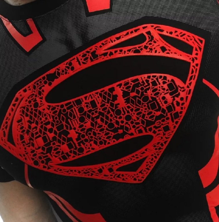 thankQgod's tweet photo. @Sugarcane1977 Pleeeeeease restock this shirt!🙏 I've been waiting over 6 months to buy this shirt and I promised myself that I wouldn't by another shirt(6 so far!) Until I bought this one! #SupermanOracle https://t.co/nxc1Lb2kvs