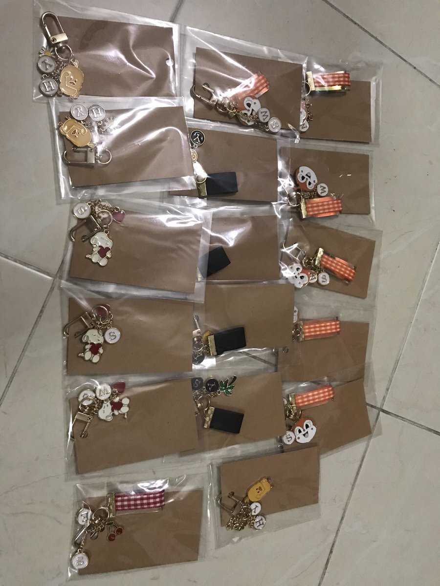 jamongshop's tweet photo. คีย์ริง บ้าน @blingkeyring 

Masternim~ , Keyring arrived in Thailand. Thank you 🥰🙇🏻‍♀️ https://t.co/Aiv6haPbyR