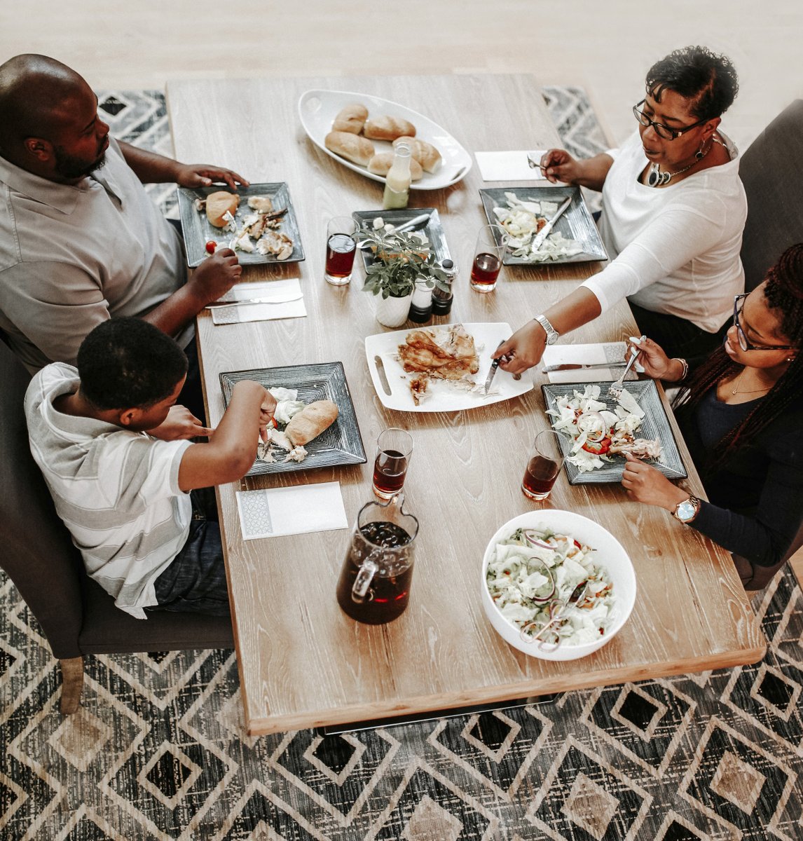 The holidays are coming . . . prepare yourself for "oops," "uh-oh," and "ohhhhhhhhh no," with our handy area rug cleaning cards on Pinterest. You'll find tips for removing sauces, wine, wax, chocolate and more. ow.ly/yQ8k50wAr8k

#cleaningtips #howtocleanarug #rugcleaning