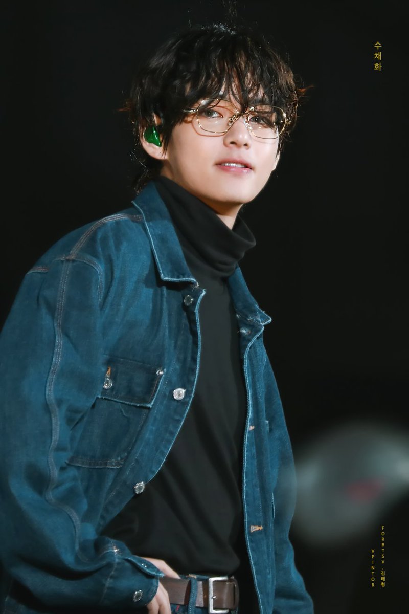 V_Pintor__'s tweet photo. #뷔 #BTSV 
#태형 #TAEHYUNG 
#방탄소년단 #BTS 
@BTS_twt

HD 20191124 잘자~

Magic Shop In Chiba Day 2 https://t.co/mq2H00EvGi
