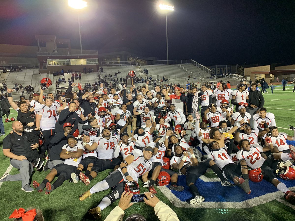 chaffey_at's tweet photo. Congratulations to our Chaffey football team for taking home the win against SBVC for this years bowl game! Thank you to our athletic training staff Brashit, Nate, and the students for getting our men through an undefeated season! https://t.co/VBjFgtNtbT