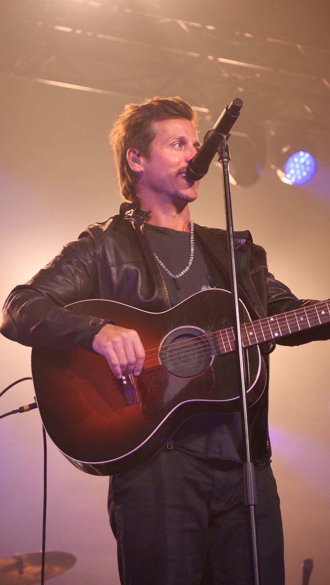 What a night inside the Big Four Roadhouse in #YYC for the #SiriusXM Saturday Night Concert with performances by <a href="/OurLadyPeace/">Our Lady Peace</a>, <a href="/IMotherEarth/">I MOTHER EARTH</a> &amp; <a href="/DearRouge/">DEAR ROUGE</a> 🎸 #GreyCup <a href="/GreyCupFestival/">The Grey Cup Festival</a>