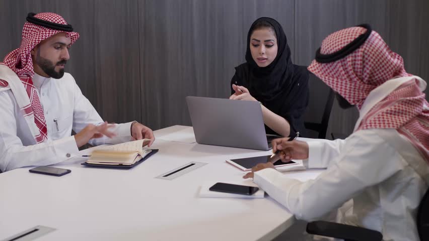 maha313leon's tweet photo. We are Looking for part-time local #marketers in #SaudiArabia 
https://t.co/4IQIcIiCCo

- Familiar with #design or #architecturaldesign terms
- Experienced in #Marketing and lead generating
- The main cities are #Riyadh #dammam 
Send your CV to: 
laura.salman@comelite-arch.com https://t.co/6FnjBiQ9Nr