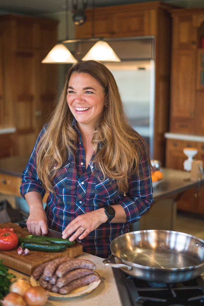 berettafarms's tweet photo. We’ve got fun things planned for December! 🎄

Cynthia’s 13 Days of Giveaways are right around the corner! 🎁 

Make sure you’re following our social channels for your chance to enter! https://t.co/8p1iUDne43