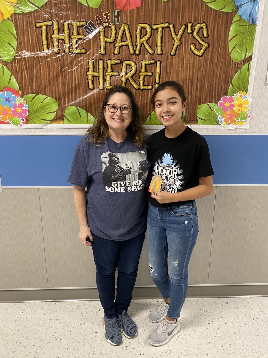 RMJHMath's tweet photo. Congratulations to Lauren Le! Lauren is the winner of a $25 gift card from Imagine Math as part of “no click” November. Lauren is a Geometry student in Mrs. Cavazos’ class. @AlvinISD_Math https://t.co/CbmMFrvNx9