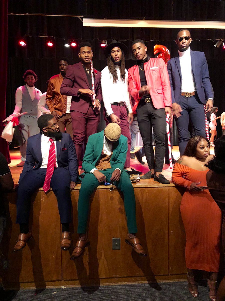 SuaveGuy_Damo's tweet image. Yo Congrats to the Spring’18 13 P.O.D , on our Neo’s . Now the teaching really begins ! ♦️#Prophytes 😎