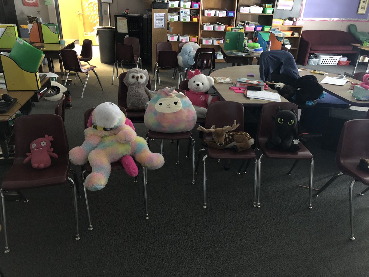 MaryTherese91's tweet photo. My third graders were extra cute on Friday! @ElkElementary https://t.co/koHcI6j3OO