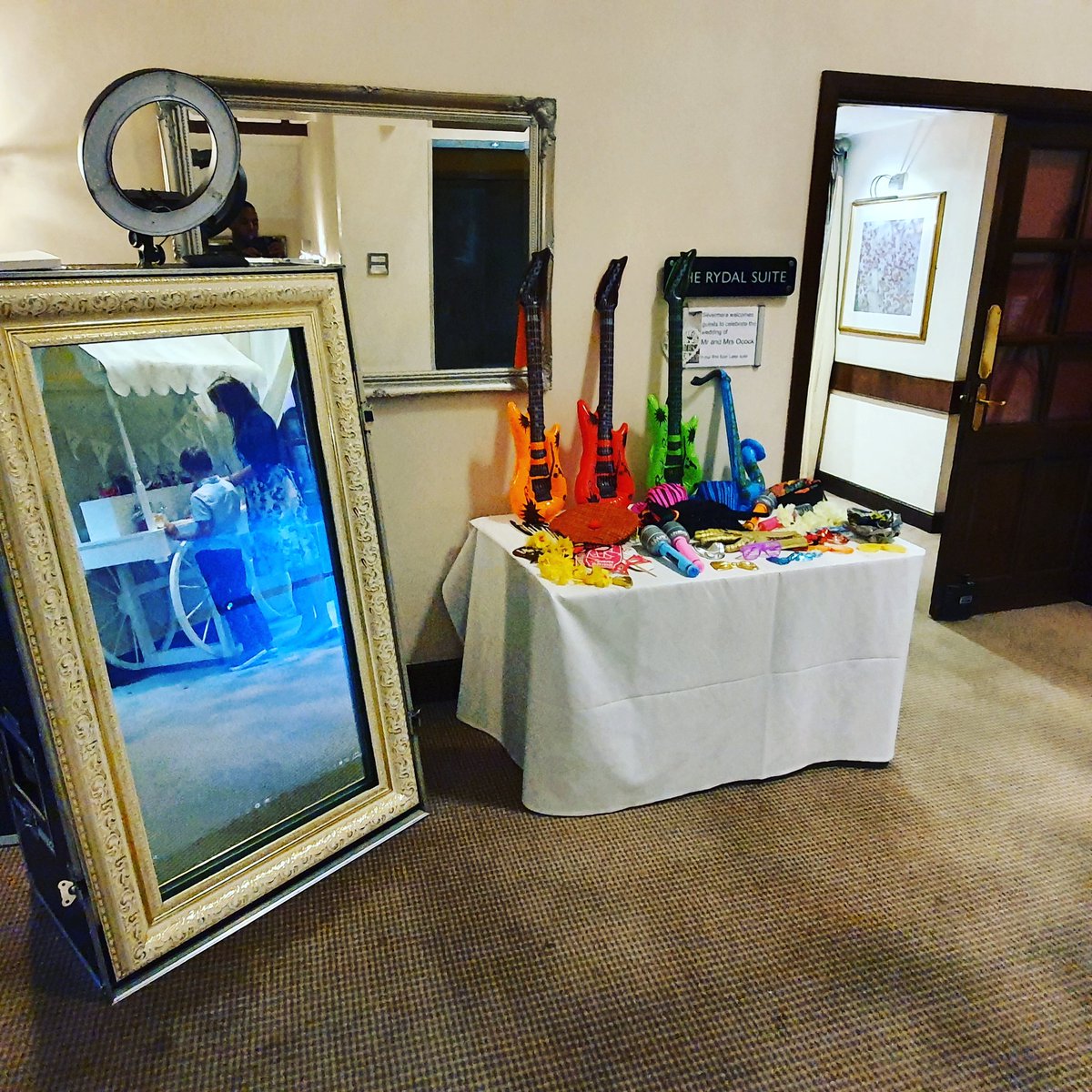 EventCameron's tweet image. Love Sign and Magic Mirror hired out for a wedding in Surry in September