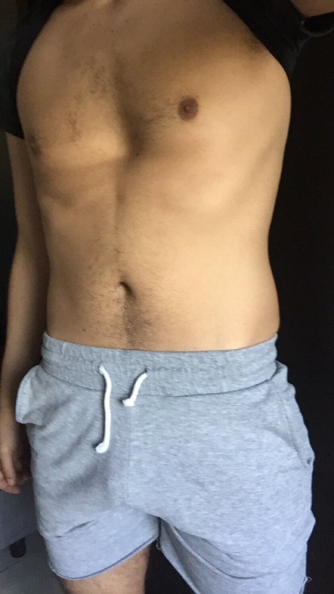 alonsomontemay2's tweet photo. #gayboy #bulge #gaybulge #gaymen #men #gaymexico #gayhot #gaymty
#sexymalefeet #sexyfeets #menlegs #hairylegs #jockfeet #boybeard #gay #gaybeard #gaybear #gayguy #gayworld #gaysta #gaystagram #thebeardedway #bearslicious #bulgegay https://t.co/UpoZe6Sqgo