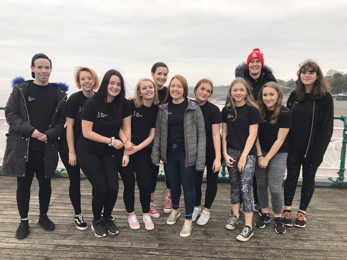 AfonDance's tweet photo. So very proud of this lovely lot. Thank you for all your hard work this term and all the wonderful performances that youโve done. #afonyouthdance #amazingperformers #dedicateddancers https://t.co/pAofwSalIc