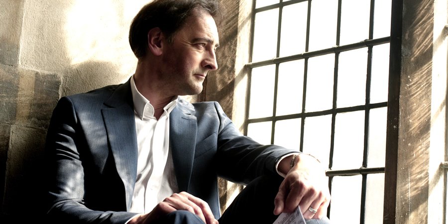 We wish impressionist, actor and comedian Alistair McGowan a very happy 55th birthday.  