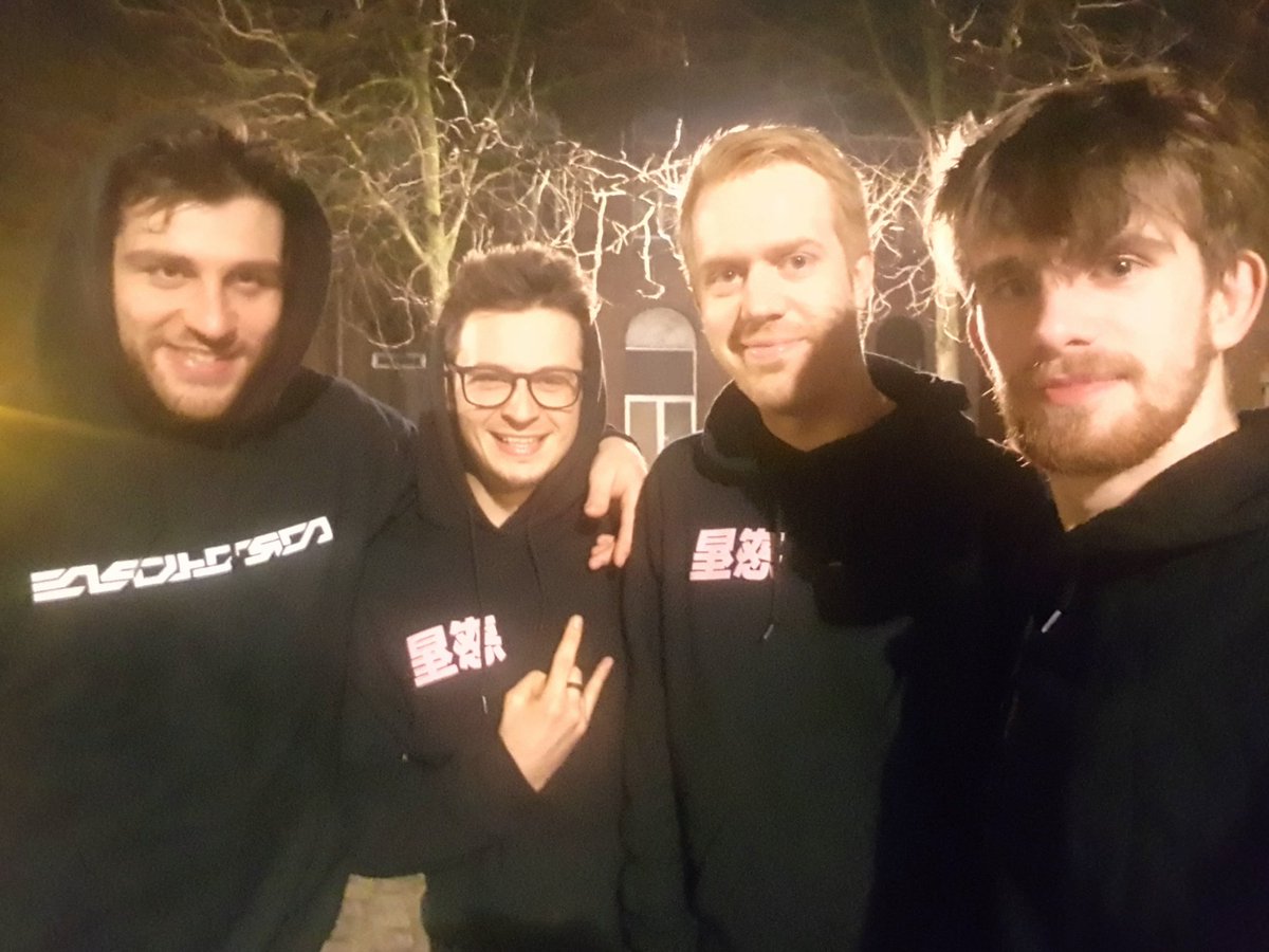 Stinodes's tweet image. Looking forward to seeing @SLNTPLNT next year, or so.
Recover well @SilentGarrett and bois!  Love y'all!
❤️