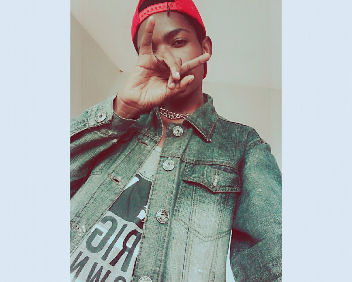 21Sandrex's tweet image. 