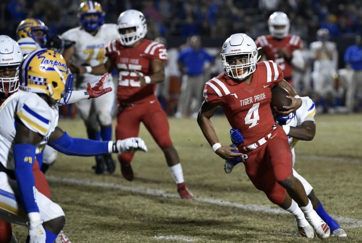 tbenderphoto1's tweet photo. #HTPhotoGallery #HTDrone #CharlotteFightingTarpons #PalmettoTigers @PHSTigervision
@PalmettoFBall will host #MiamiCentral Friday Nov. 29, 2019 #Class6AStateSemifinal game.
https://t.co/UungJ4FwjD
#ReadAllAboutIt by @dfernsports
https://t.co/z6yruOCsmN https://t.co/PZhBIC7dHj