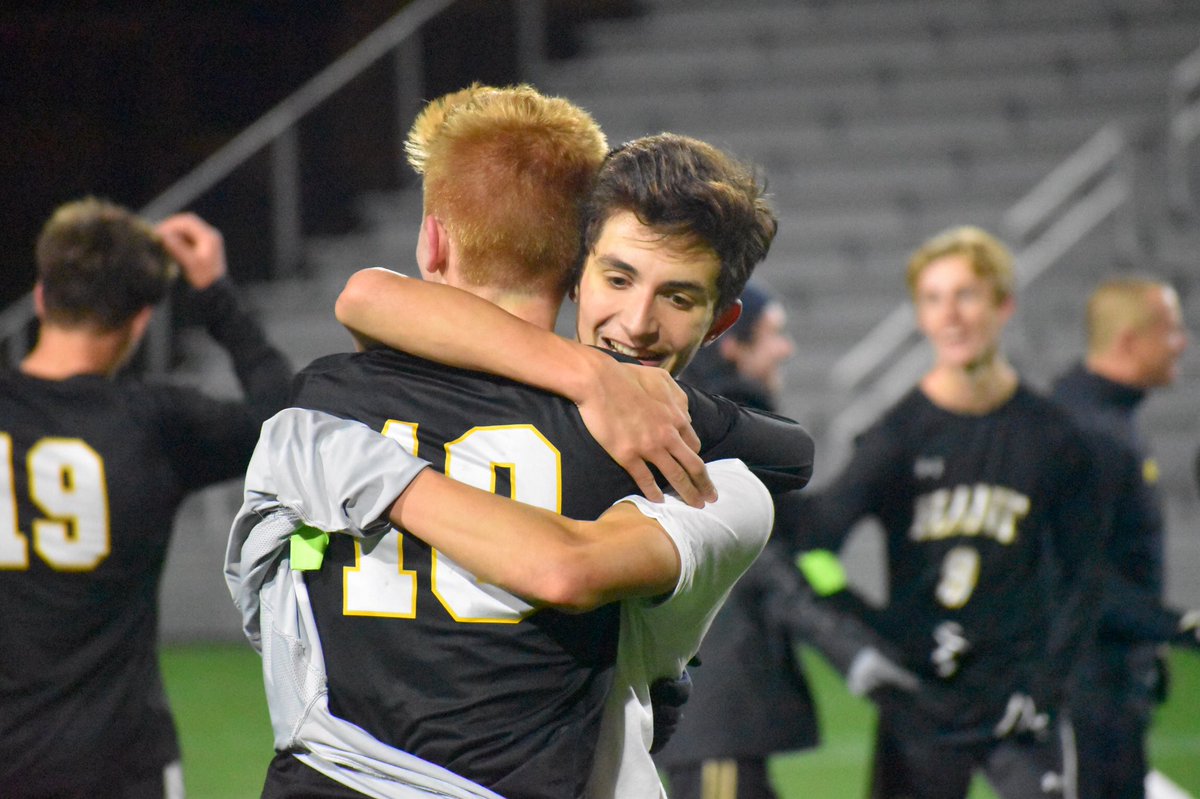 In one of the wildest games in the history of Connecticut boys soccer,  @DHHSBoysSoccer outlasted Wilton 4-3. A total of five goals were scored in overtime — a state record — as Hand won its fourth straight title.  https://www.courant.com/sports/hi...