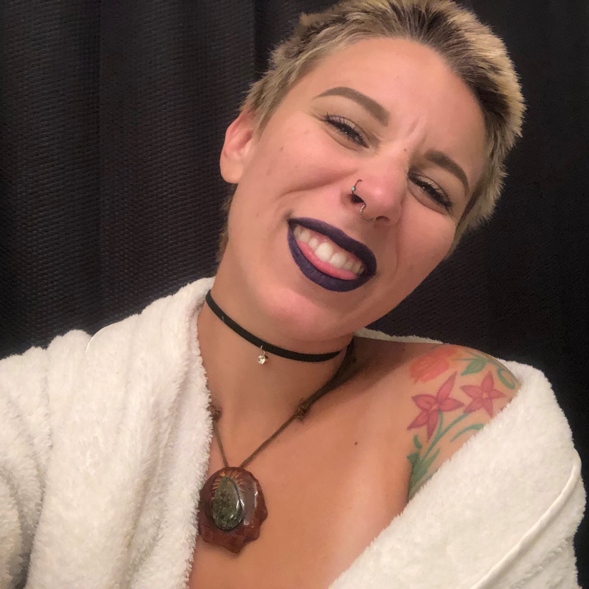 em_dank's tweet image. 🖤🖤🖤