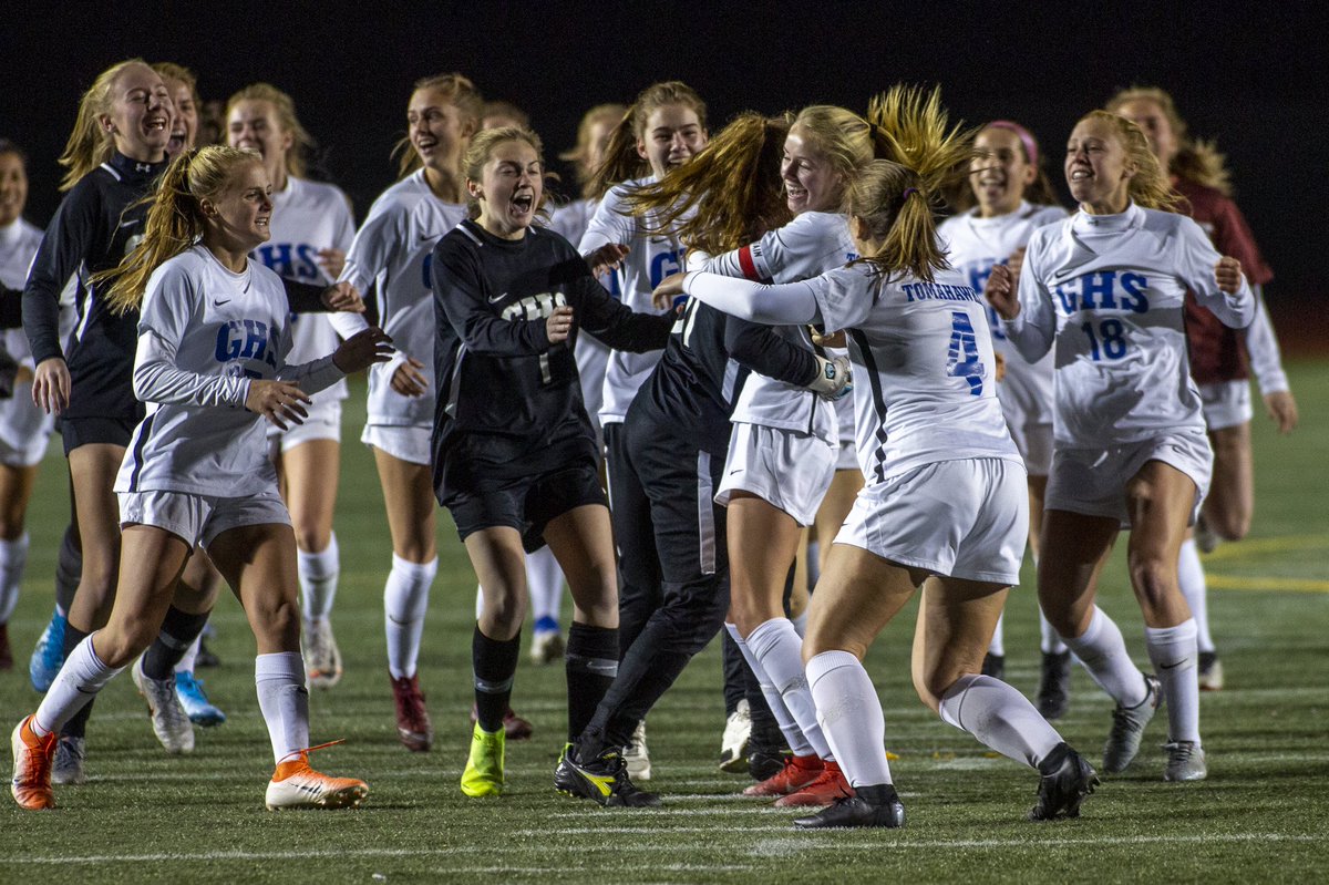 Bragging rights belong to the Tomahawks. Junior Sam Forrest scored with 5 minutes left to play to lift  @GburyAthletics over Southington 1-0 in the girls Class LL championship game. “I had to do it for them.”  https://www.courant.com/sports/high-schools/hc-sp-southington-glastonbury-girls-soccer-20191123-20191124-4nbtfpsytfedber6jmm2uigcgy-story.html#nt=oft-Double%20Chain~Feed-Driven%20Flex%20Feature~breaking-feed~unnamed-feature~~3~yes-art~automated~automatedpage