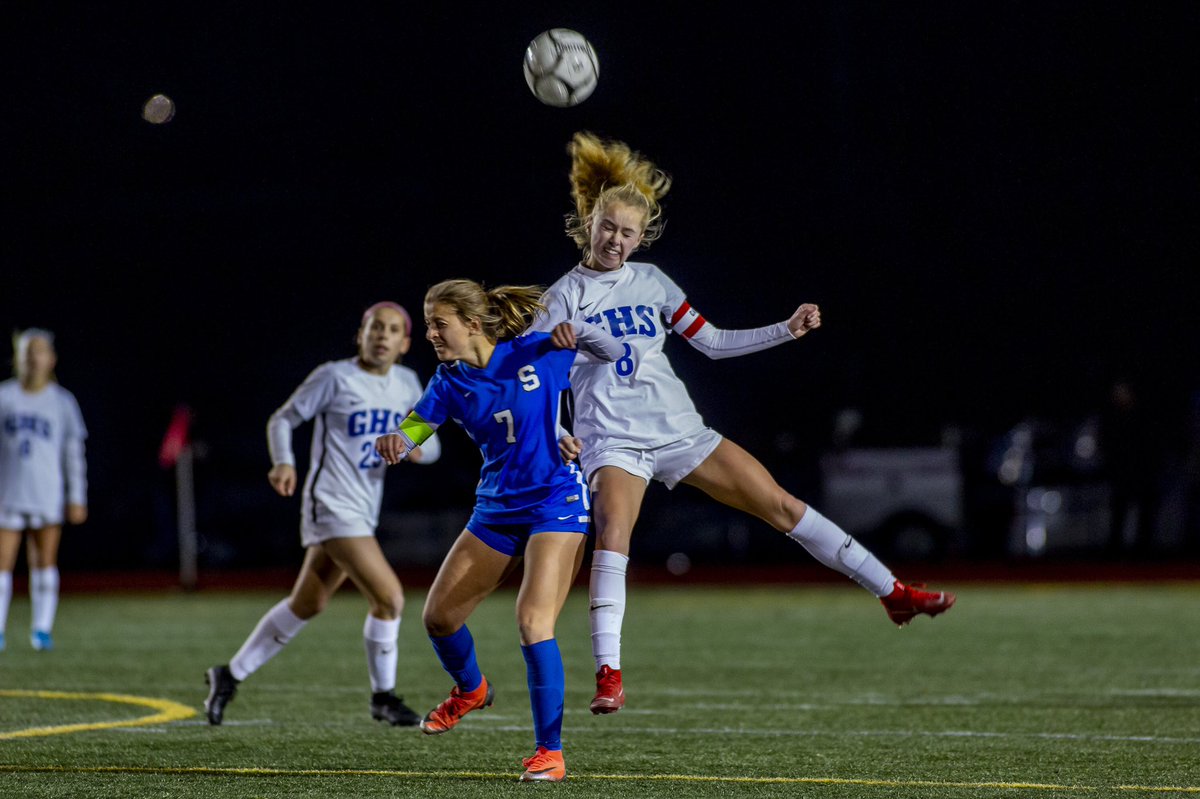 Bragging rights belong to the Tomahawks. Junior Sam Forrest scored with 5 minutes left to play to lift  @GburyAthletics over Southington 1-0 in the girls Class LL championship game. “I had to do it for them.”  https://www.courant.com/sports/high-schools/hc-sp-southington-glastonbury-girls-soccer-20191123-20191124-4nbtfpsytfedber6jmm2uigcgy-story.html#nt=oft-Double%20Chain~Feed-Driven%20Flex%20Feature~breaking-feed~unnamed-feature~~3~yes-art~automated~automatedpage