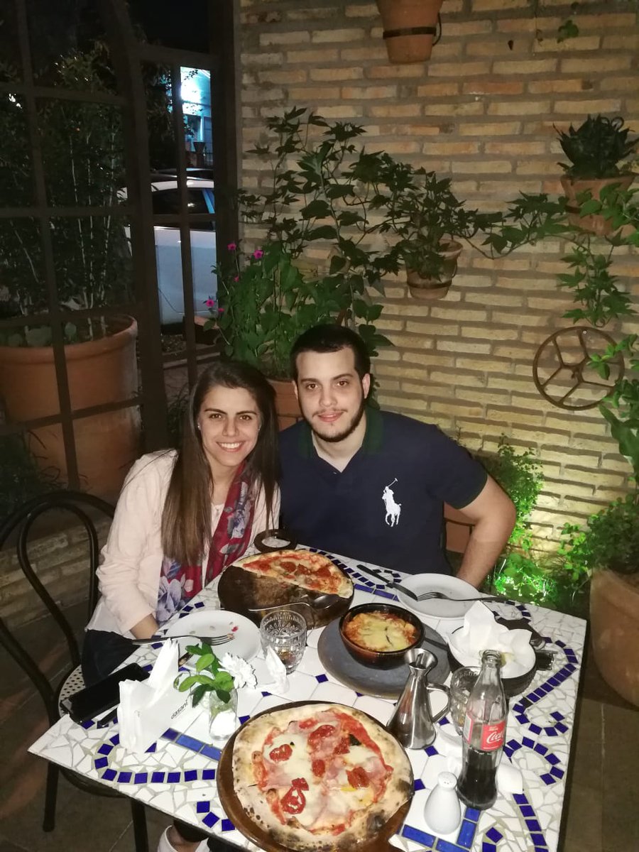 AlbitaRotela's tweet photo. Yo solo me fuí al cumple de @patygonzalezj y conocer barrio constitución... https://t.co/7zWk41yar3