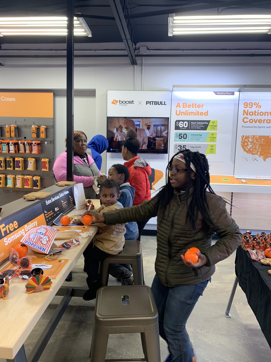 BOOM Social Media Marketing tweet media