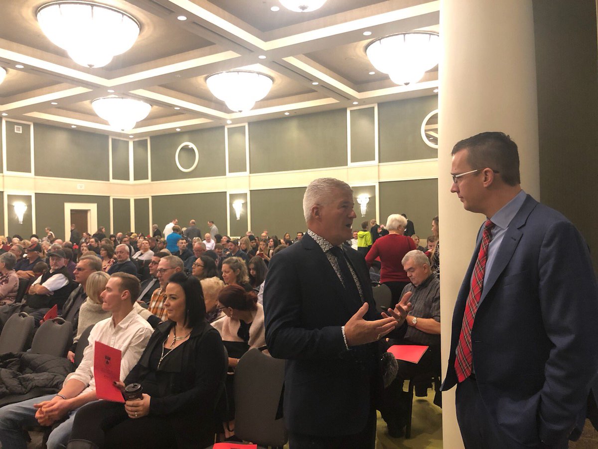 MonteMcNaughton's tweet image. It was a pleasure to speak to the 2019 graduating class of @WesterveltLDN. I want to wish these bright graduates all the best in their future endeavours! #Graduation2019 👩‍🎓👨‍🎓