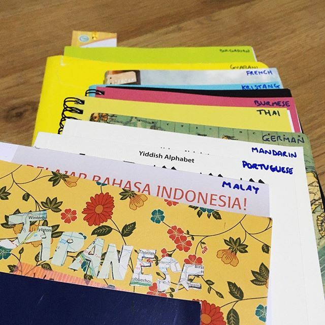 LDLanguages's tweet image. What&apos;ve you been doing lately? I definitely haven&apos;t been labelling all my language notebooks for ambitious 2020 plans...pfft! #wedolanguages ⁣
😬 ift.tt/2KPZt25