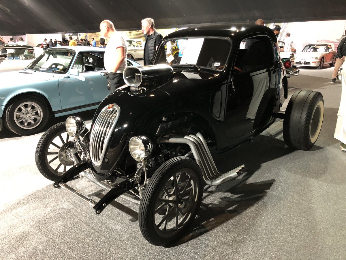 AutoItaliaMag's tweet image. You never know what you’ll find here at the Riyadh car show. Just had Charles Leclerc and Giovinazzi doing serious speeds in a couple of Ferrari F1 cars. Proper noise. #RiyadhSeason #riyadhcarshow #talacrest #autoitaliamag