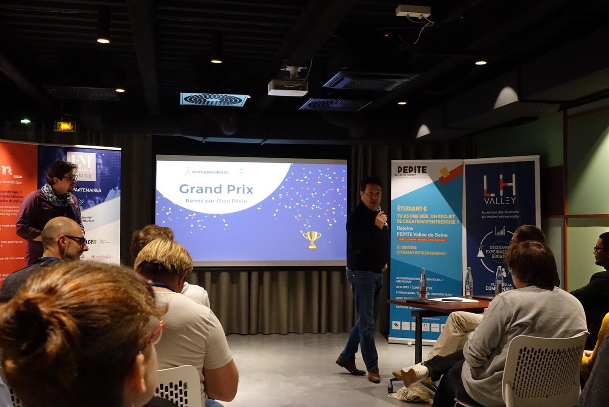 Startup Weekend LH tweet media