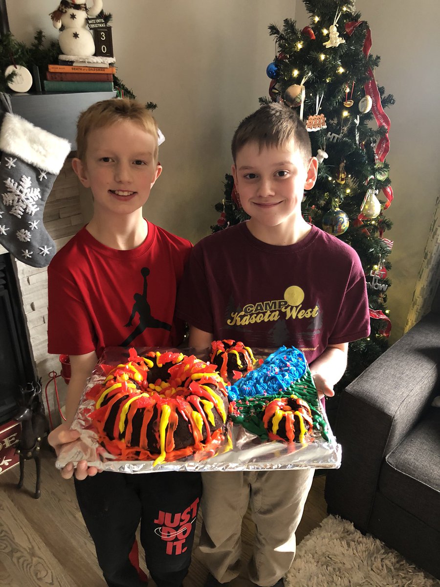 I’d say these two #nailedit with their #CTF #volcanolavacake #kidscanbake #icingeverywhere #kitchencleanup