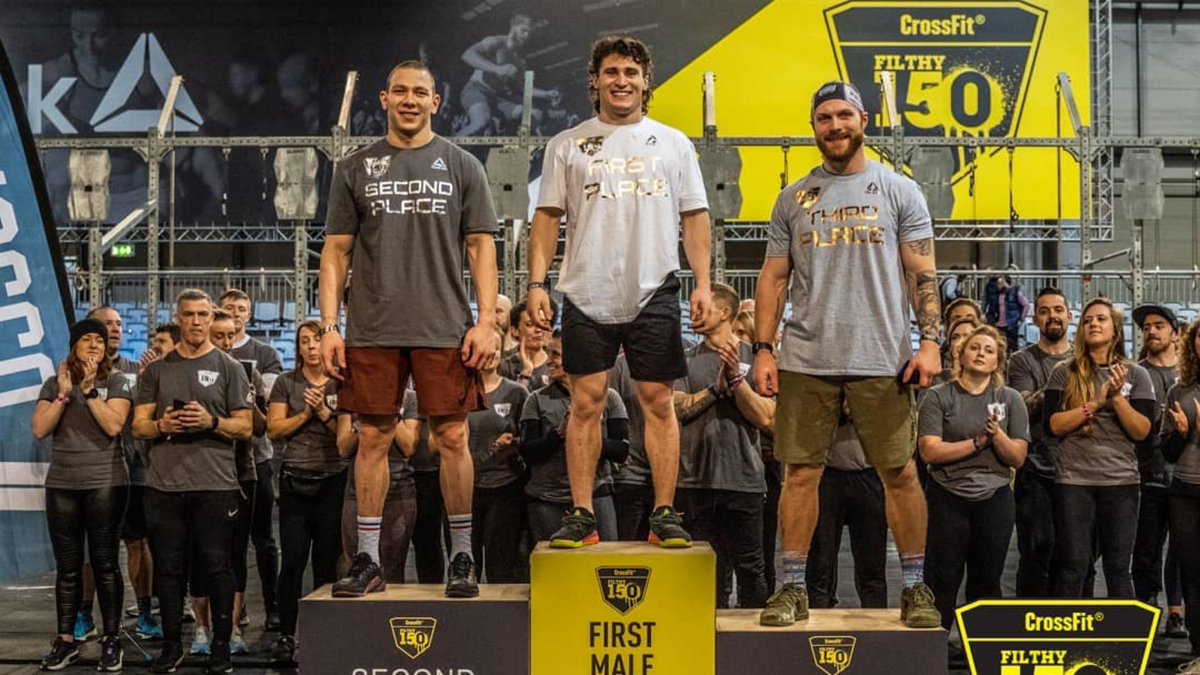 TheBarbellSpin's tweet photo. Justin Medeiros Wins CrossFit Filthy 150 and Earns Invite to CrossFit Games
FULL STORY: https://t.co/xvamxU8G1z
#CrossFit #CrossFitGames #Sanctionals #GamesBound #RoadToTheGames #Filthy150 https://t.co/WeTN4Korfl