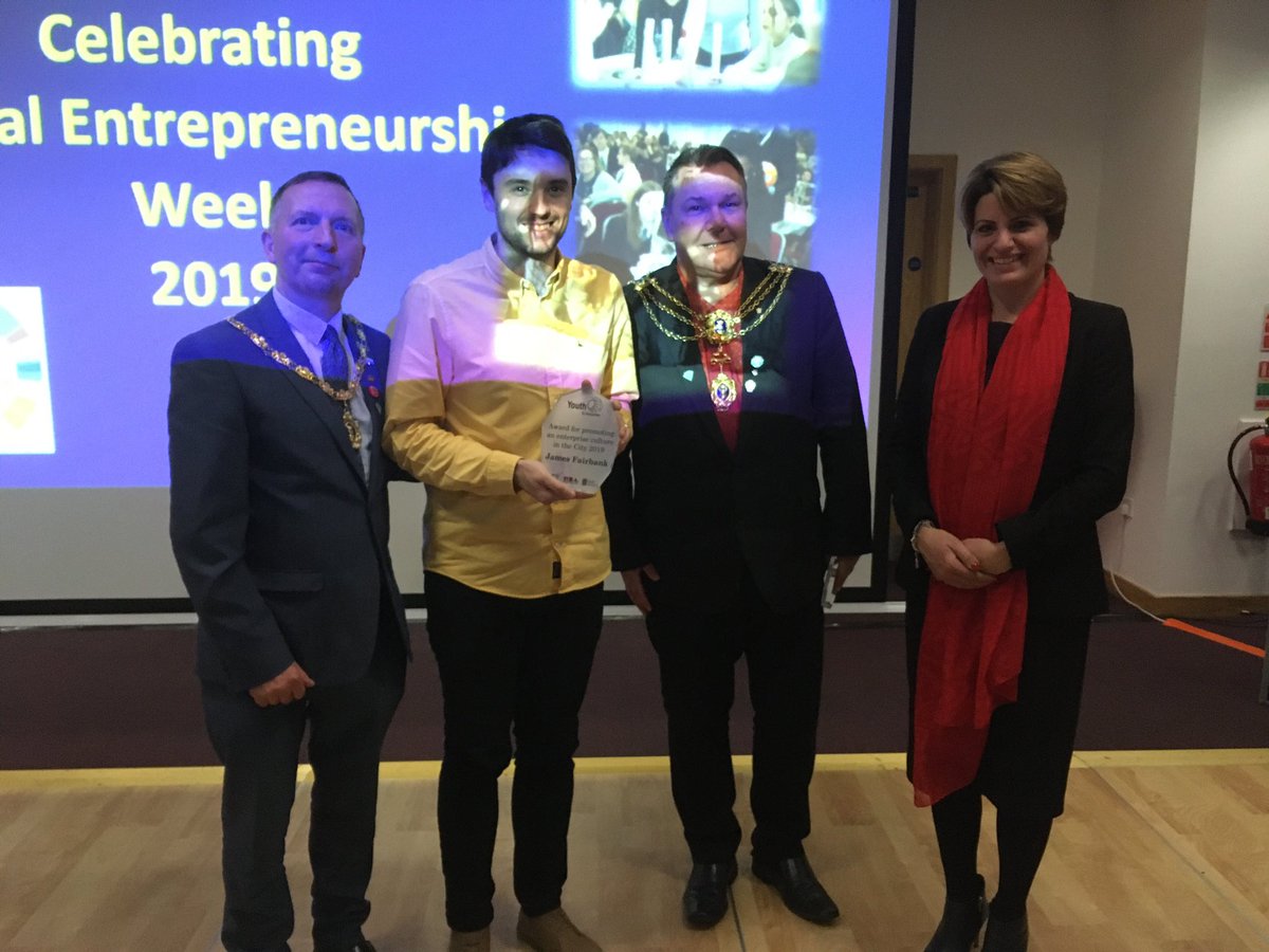 Very proud to pick this up on Friday evening as part of the <a href="/GEW_Hull/">Global Entrepreneurship Week - Hull</a> celebrations. Thanks to <a href="/HullsEnterprise/">Hull YouthEnterprise</a> for putting on such a great event.