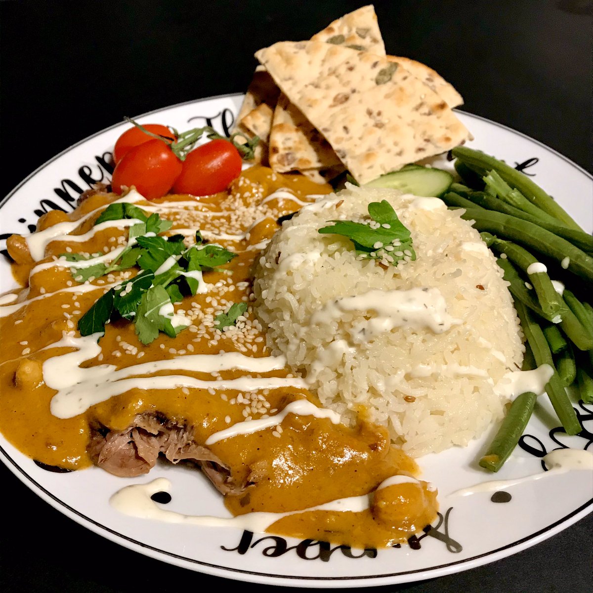 GrahamPBrown's tweet image. My slow cooked Pulled Lamb Shoulder Curry &amp;amp; Carry me away Rice 🍛 🐑 👌🏻 I didn’t fancy a roast 😋 #lamb #curry #pulledlamb #food #dinner #sundays #rice #sheep  #lambshoulder #beans #pitta