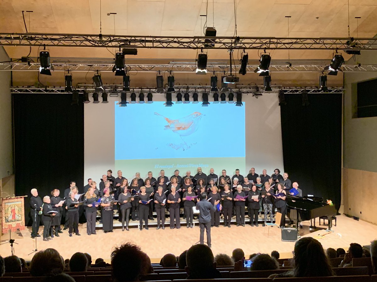 MiquelPeralta's tweet photo. Magnífic concert @MassaCoral a l‘@AuditoriTRS #75massacoral Passat, present i futur del #cantcoral https://t.co/Jn6ghECxDh
