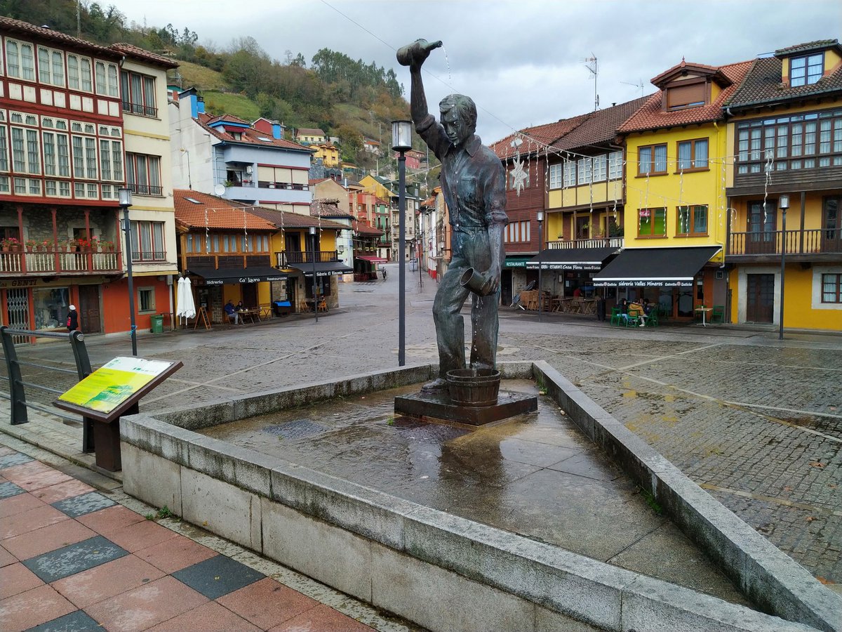DescubreCadaDia's tweet photo. Resumen de #escapadasfindesemana
#mieres #puertopajares #nieve #rihonor #riodehonor #sanabria https://t.co/VMbv1XHdGM