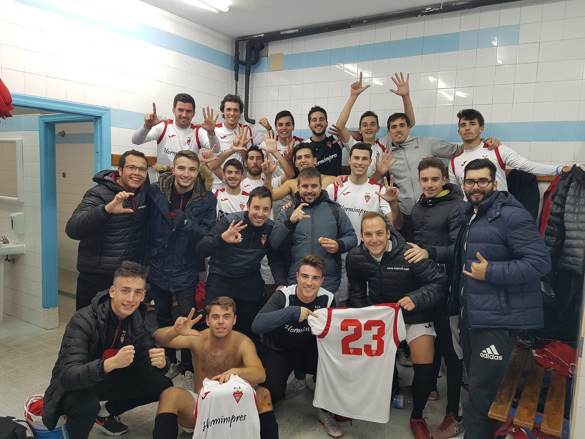 AspeUDB's tweet photo. Seguimos de 3 en 3

Victoria por 0-3 frente al Sporting Ciudad de Alicante con goles de Teo, Pichi y Vicedo.

#UnaPasion https://t.co/FoxYSXaDXK