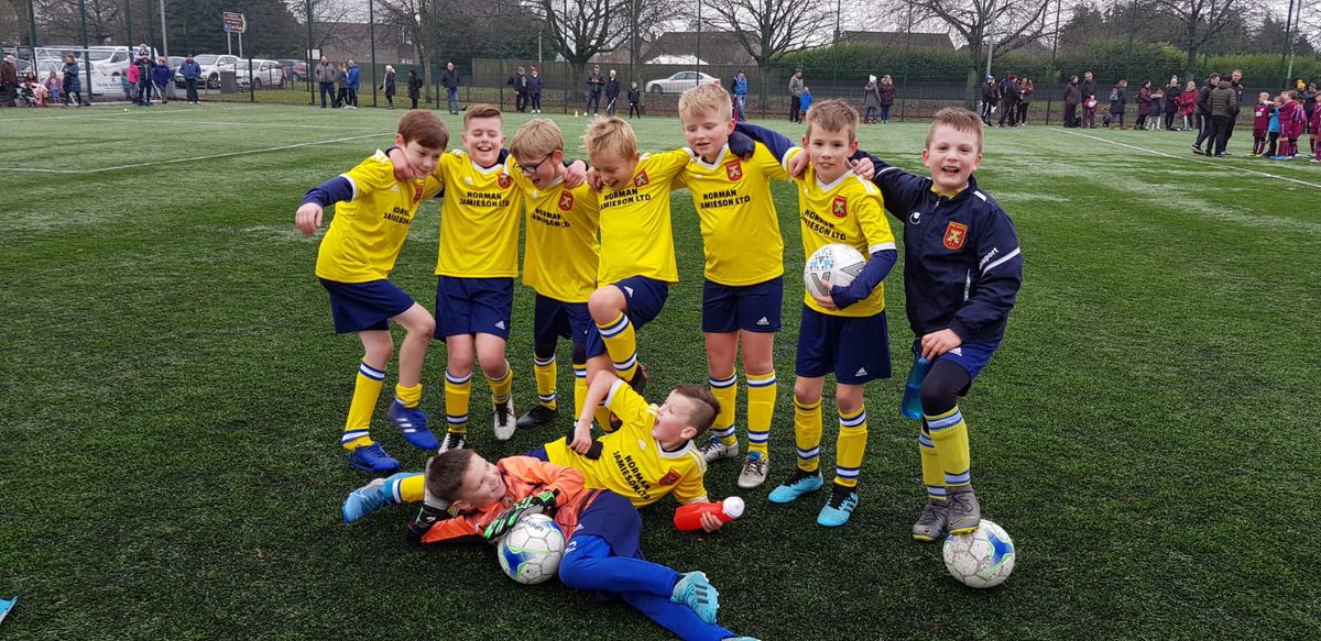 Ferry Athletic 2010s tweet media