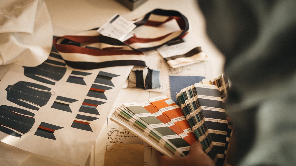 8Js_Official's tweet image. @delphineprost in the process of designing the #8JsSS20 racing stripes for the classic shirts. 

#8Js #LiveFast #DelphineProst