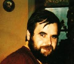 Os voy a contar una historia de las que duele. Pero el dolor es parte de nuestra historia y como tal también tiene que ser recordado.

Hoy en un pequeño pueblo de Nafarroa, Orbaitzeta, han recordado a Mikel Zabalza.