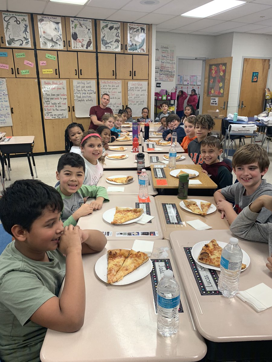 Ms. Kramer & Mr. Cassidy tweet media