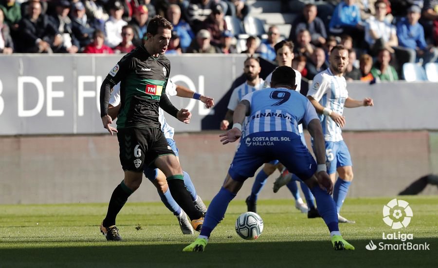 Manuel Sánchez, en un partido del Elche (Foto: LaLiga).