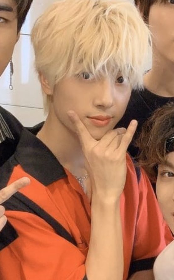 hyungu as wallabee “numbuh four” beatles-blond-edgy on the outside, softie on the inside-will do anything for numbuh 3 bc precious child-literally same hand signs smh