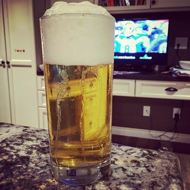 Watching the Bombers about to win with our best test batch this year... Bitter, (almost) dead clear, all pilsner malt and generous portions of Falconer’s Flight and Sabro hops... Might even call it an IPL - STAY TUNED! 
#abbeer #drinkbeermadehere #reddee… ift.tt/35tscBx