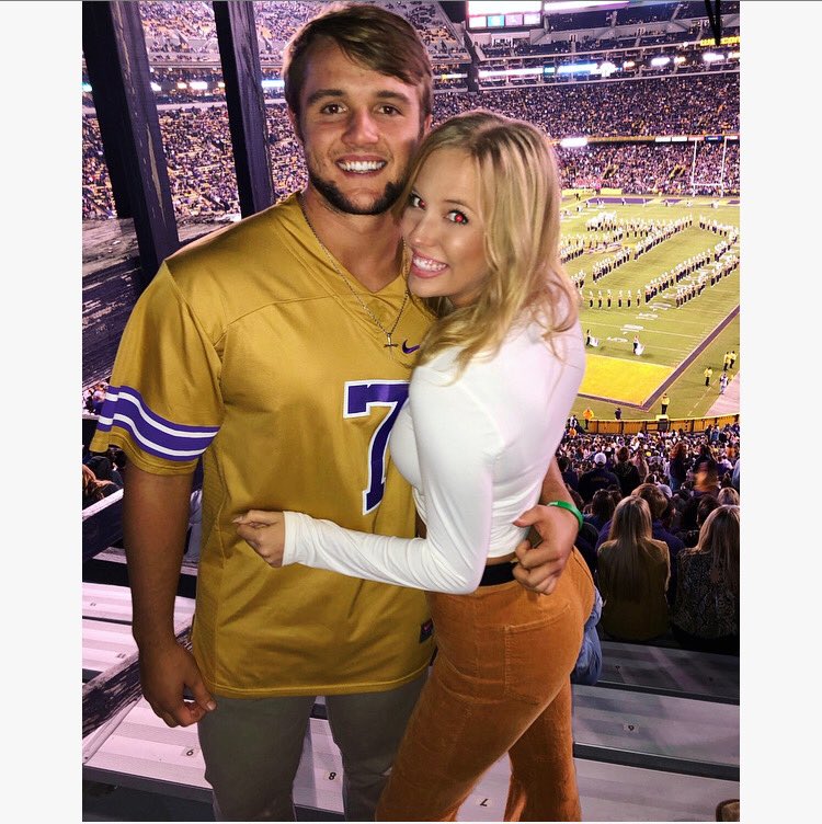 jakehammond34's tweet photo. Tigers win and so do I 😤❤️ #Noteventhanksgiving https://t.co/LrrTTX3NTi