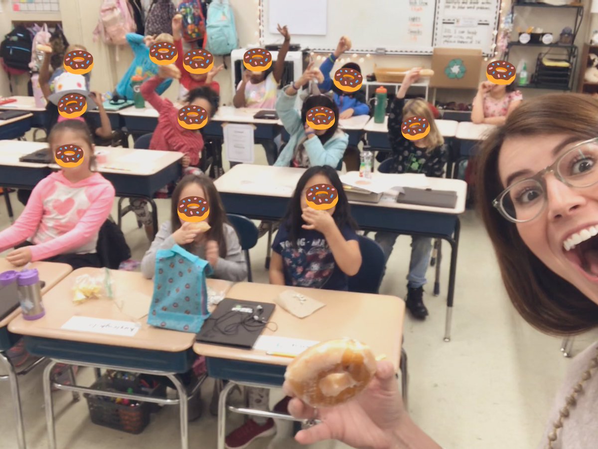 Ms_Stovall1's tweet photo. 100% on 100 #iReady quizzes = 🍩🍩 🍩 for everybody!!! https://t.co/EGBNINRdQk