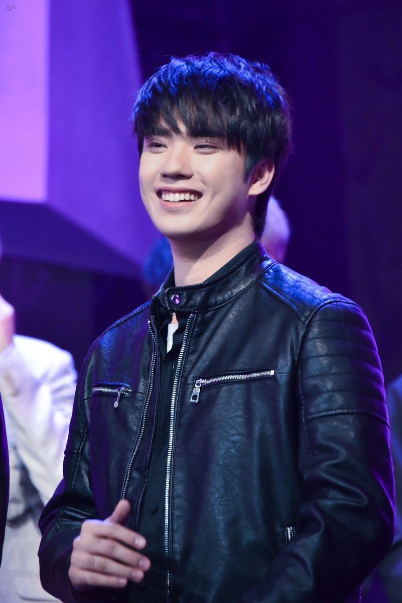 s_j_j_k's tweet image. ..น่ารักไปหมด..บ้าบอ..☺️🥰
#TEeThanapon 
#superboyprojectweek10