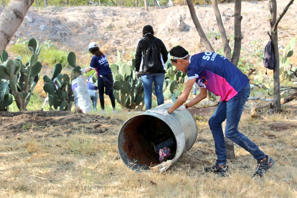 SejuveQro's tweet photo. ¡Limpieza en el #Parque2000!

7️⃣7️⃣0️⃣ kilos de basura recolectada 

#Generación2030
#GeneraAmbiente

🙌❤️🌎 https://t.co/JiDaDxyJ8l