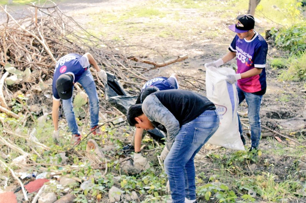 SejuveQro's tweet photo. ¡Limpieza en el #Parque2000!

7️⃣7️⃣0️⃣ kilos de basura recolectada 

#Generación2030
#GeneraAmbiente

🙌❤️🌎 https://t.co/JiDaDxyJ8l