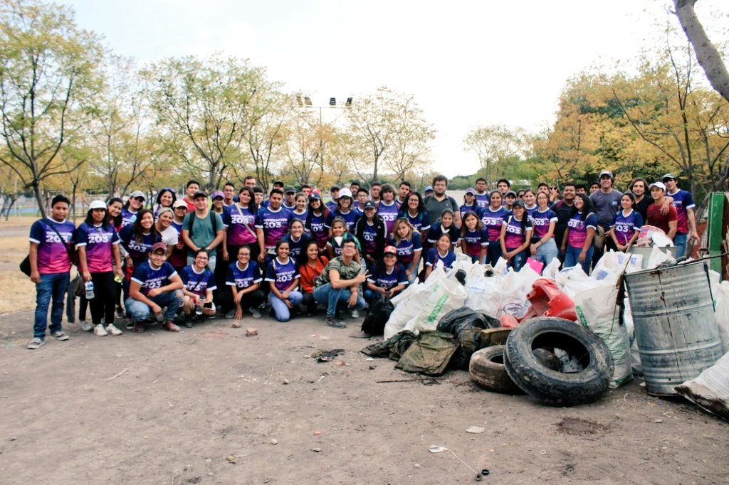 SejuveQro's tweet photo. ¡Limpieza en el #Parque2000!

7️⃣7️⃣0️⃣ kilos de basura recolectada 

#Generación2030
#GeneraAmbiente

🙌❤️🌎 https://t.co/JiDaDxyJ8l