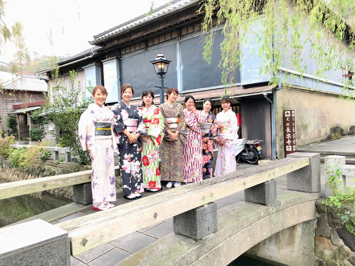 タケダ美容室 着物で和菓子作り女子会 ハゴロモでお好みの着物に着替えたら ワクワクの和菓子作り体験 着物女子会 下田着物レンタルハゴロモ 和菓子 武田美容室 優しい明日香先生 クリスマス和菓子 武田美容室 着物素敵 ペリーロードお散歩