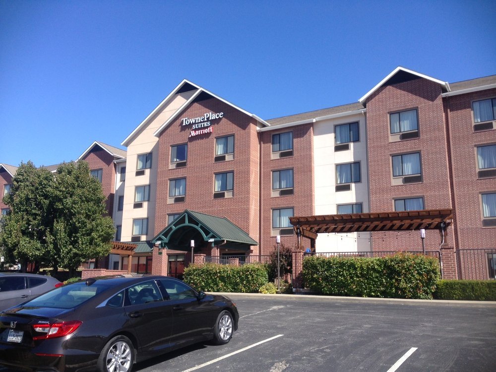 TheTravelSchmo's tweet photo. TownePlace Suites Tulsa Broken Arrow provided incredible service to our client throughout his stay. Nice clean rooms and a friendly staff. We recommend this property highly.  #socialmediamarketing https://t.co/iTpaAygTXp